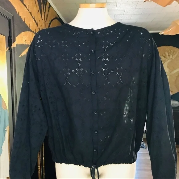 Free People Floral Eyelet Stars Align Blouse....Size M NWT - Picture 3 of 13
